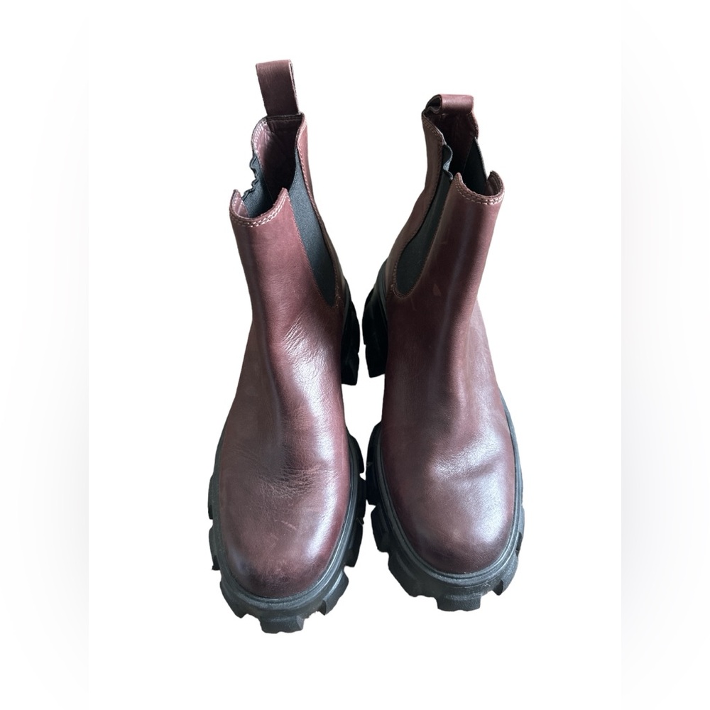 Gianni Bini the Rockowitz Leather Chunky Lug Boots